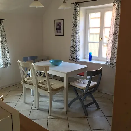 老渔夫的小屋和鸥巢酒店