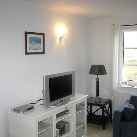 Alte Fischerkate Und Moewennest Apartment Gross Zicker