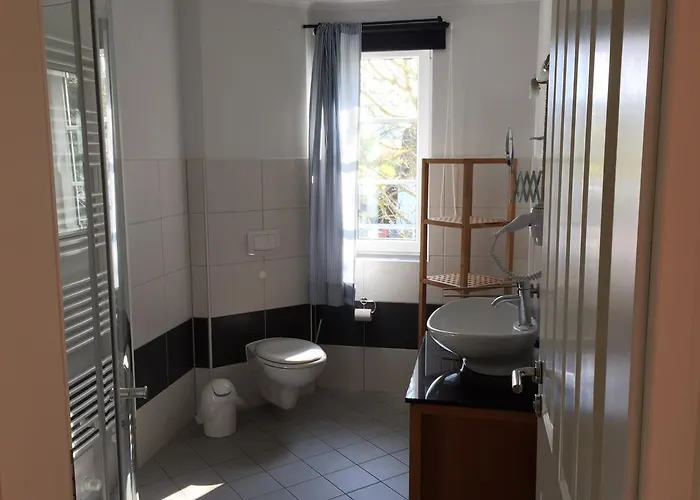 Alte Fischerkate Und Möwennest Apartment Groß Zicker